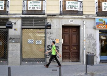 El ahorro de los hogares se disparó en 2023 gracias al empleo y la moderación de la inflación