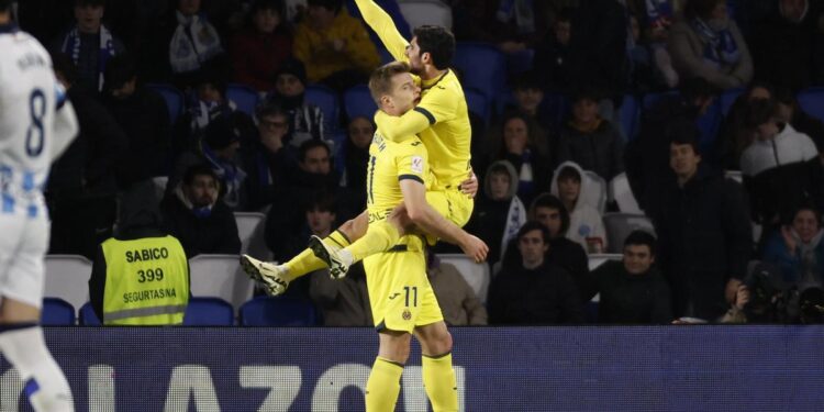 El Villarreal tumba al Valencia y sueña con Europa