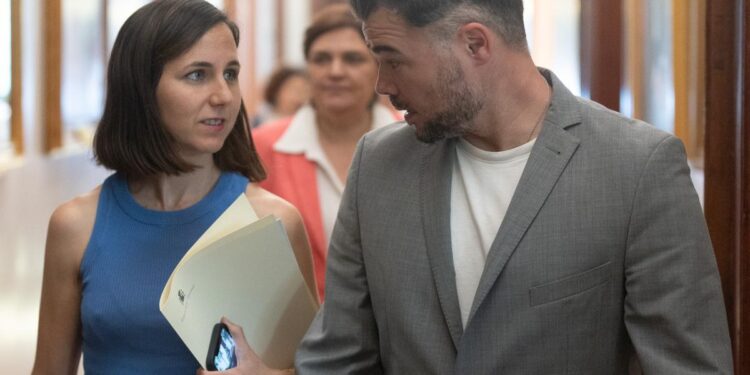 Podemos endurece el choque con el Gobierno y achica el espacio de Sumar