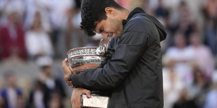 Carlos Alcaraz, rey de París y de los quintos sets: ‘Se trata de luchar hasta no poder más. Es lo que hace un guerrero’