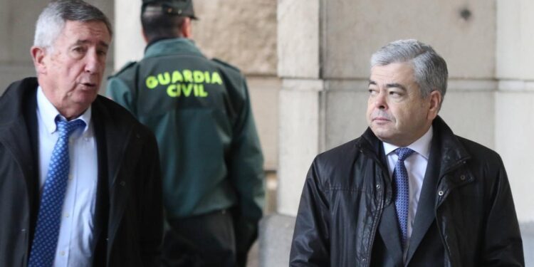 El exviceconsejero andaluz Barberá sale de prisión por la enfermedad grave e incurable que sufre