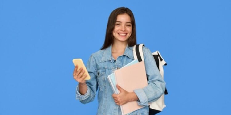 El 70% de los jóvenes confía en la efectividad de las redes sociales para encontrar empleo, según un estudio de Eurofirms Group