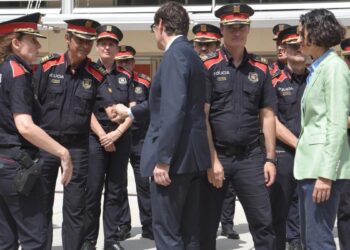 Salvador Illa insta a mantener a los Mossos ‘alejados de la confrontación política’