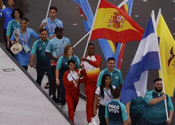 Tom Cruise, Angèle, Red Hot Chilli Peppers… Francia y Estados Unidos se unen para decir adiós a los Juegos Olímpicos