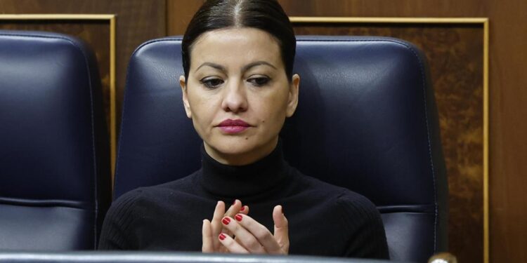 Sira Rego anuncia su candidatura para liderar IU y subleva al PCE, que no descarta presentar una alternativa