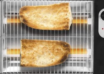 Adiós al óxido y las migas de pan en la tostadora: este truco elimina toda la suciedad en un abrir y cerrar de ojos