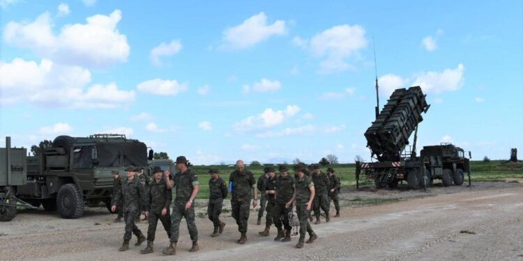 Zelenski pidió sin éxito a Sánchez la batería de misiles Patriot que España tiene desplegada en Turquía desde hace nueve años