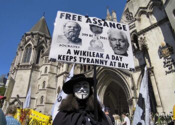 Julian Assange evita la extradición a EEUU y podrá apelar su caso en el Reino Unido