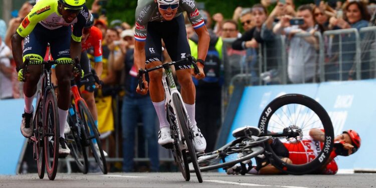 La pelea por evitar el descenso en el ciclismo: mejor luchar por carreras menores que por etapas del Tour