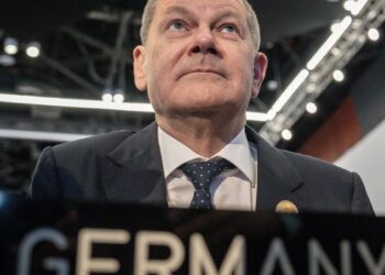 Scholz tantea un liderazgo europeo en Defensa, sea como aliado de Harris o con Trump