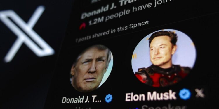 Desinformación, loas a Putin y fallos técnicos: así ha sido la accidentada charla entre Donald Trump y Elon Musk