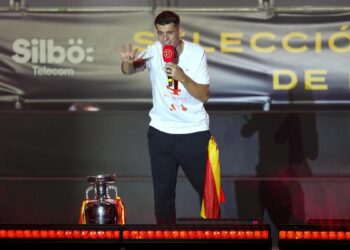 La UEFA investiga los cánticos de ‘Gibraltar español’ de Morata y Rodri