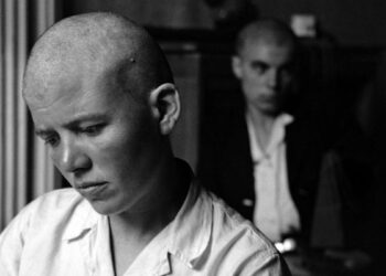 Lee Miller, la fotógrafa que bailó sobre la tumba de Hitler