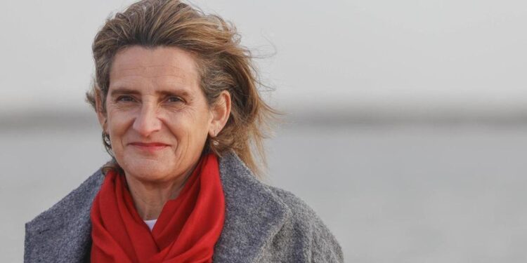 Teresa Ribera: ‘Los que más tienen que perder con una reforma regresiva de la Ley del Mar Menor son López Miras y el PP’