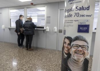 Madrid, Cataluña, Baleares y Canarias, las comunidades que más tiran de la sanidad privada