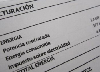 Medio millón de nuevos hogares piden las ayudas para bajar el recibo de luz desde la crisis energética