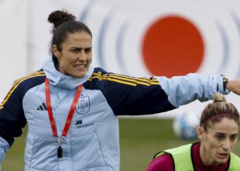 Montse Tomé vuelve a llamar a Vicky López y Alexia Putellas