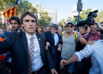 Interior responde al Supremo que no se detectó a Puigdemont en la frontera y que una vez en España el operativo era de Mossos