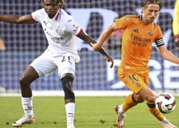 Derrota de un Madrid decepcionante en el arranque de la gira