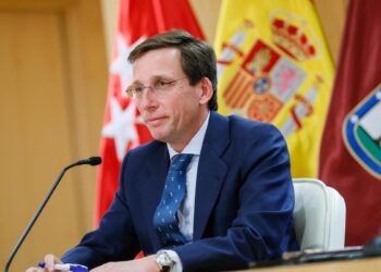 Madrid amplía el gasto social, baja impuestos y mantiene la deuda en los presupuestos para 2024