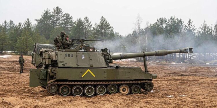 España sigue lejos de sus aliados en gasto en Defensa