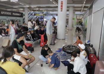 Máxima tensión en Mallorca: detenido un militar tras exigir coger un vuelo ‘por la patria’