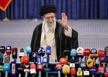 Irán anuncia el desarrollo de nuevos misiles crucero ante un posible ataque a Israel