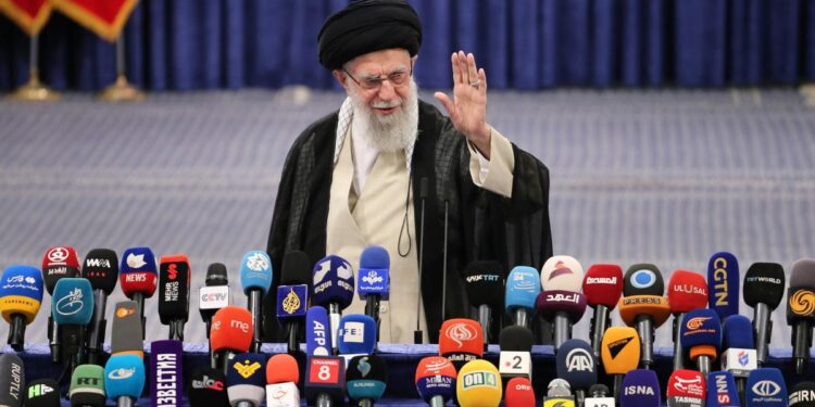 Irán anuncia el desarrollo de nuevos misiles crucero ante un posible ataque a Israel