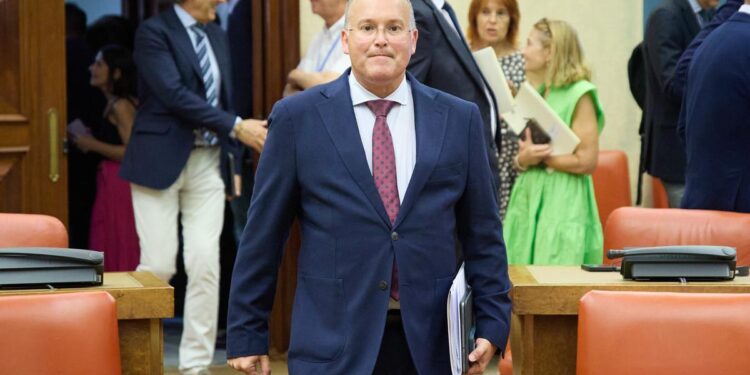 El PP acusa a Sánchez de “improvisar” en su gira por África y provocar un “efecto llamada” de la inmigración ilegal