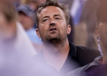 El asistente personal de Matthew Perry se declara culpable de suministrarle la ketamina relacionada con su muerte