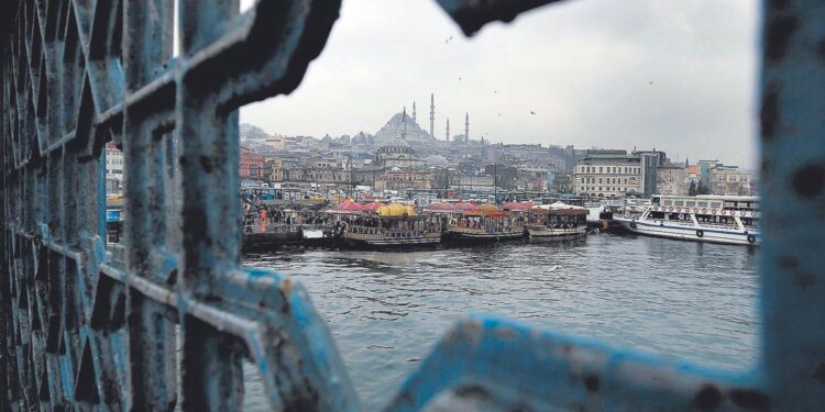 Investigan la muerte de una española después de someterse a una operación de estética en Turquía