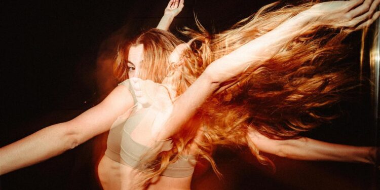 Júlia Pericas, de ‘OT’ y ‘La Voz’ a convertirse en la coreógrafa del ‘Mañana Será Bonito Tour’: ‘Karol G es muy perfeccionista’