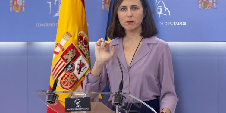 Podemos acusa a Sánchez de reiniciar la legislatura con el PP y deja en el aire el decreto anticrisis