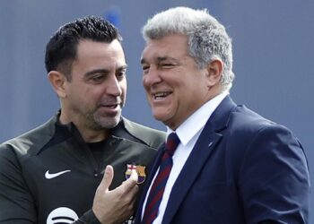Laporta: ‘La decisión de Xavi es revisable, hablaremos a final de temporada’