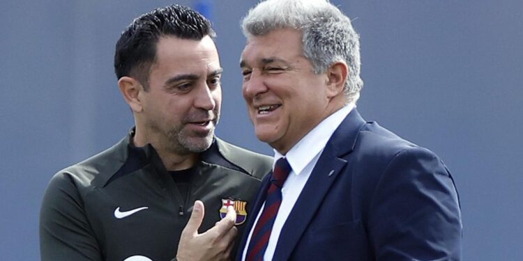 Laporta: ‘La decisión de Xavi es revisable, hablaremos a final de temporada’