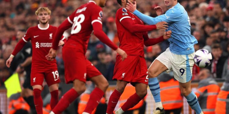 ¿Pinchará la burbuja de la Premier? La competición inglesa fija límites y sanciones para evitar el descontrol económico