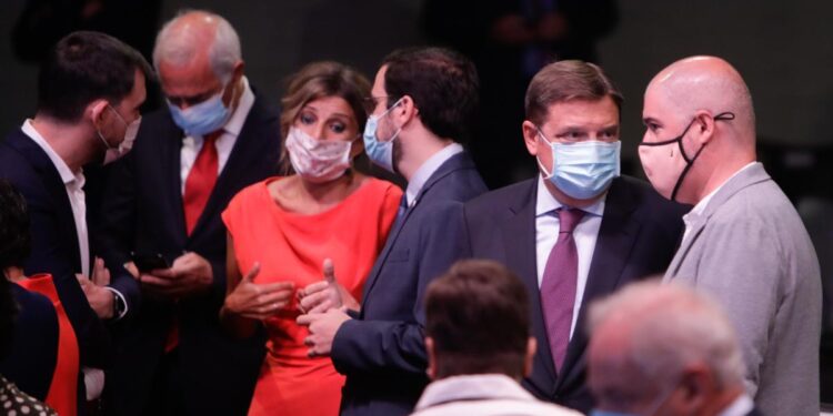 PSOE y Unidas Podemos, incapaces de cerrar la crisis de la carne por las elecciones de Castilla y León