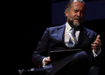 Escotet, presidente de Abanca: ‘Seguimos negociando, no tenemos prisa para vender Pescanova’