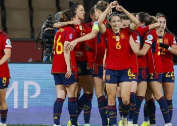 El fútbol gana al ruido