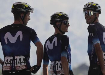 Lo que podemos esperar del Movistar en 2024: continuidad y Enric Mas como único líder