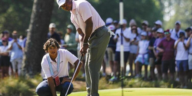 Tiger Woods acude al US Open con un nuevo instructor de swing: su hijo Charlie