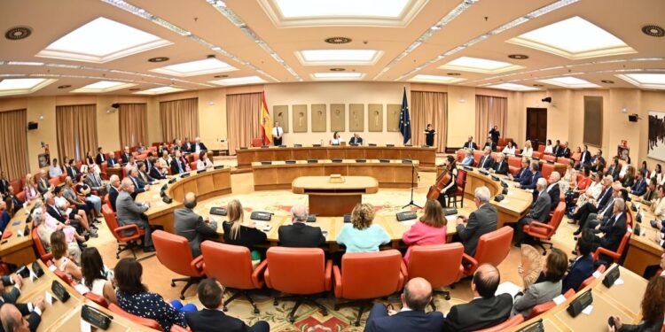 El Congreso homenajea a las víctimas del terrorismo