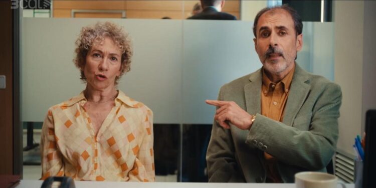 La crítica de Monegal: Para poder pagar su divorcio se mete en el circo de la tele