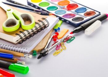 Cómo ahorrar en la compra de material escolar