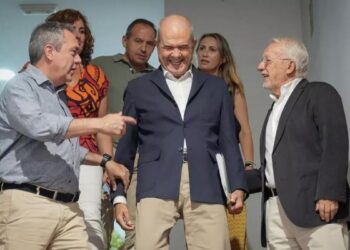 ‘Ojalá un Barbón’: el PSOE andaluz sufre el pacto catalán con Montero y Espadas fuera de juego