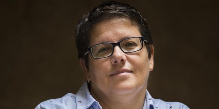 Isabel García: una feminista ‘clásica’ que aterrizó en Madrid de la mano de Ábalos con polémica con el movimiento trans