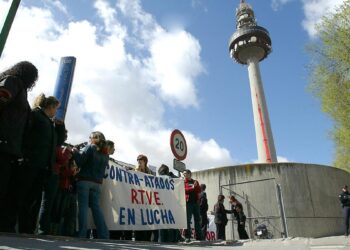 Otro tropiezo en las oposiciones de RTVE: la corporación denuncia la descarga de datos de los aspirantes por un fallo de seguridad