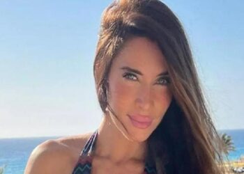 Así son los bañadores de Zara con efecto ‘vientre plano’: estilizan y son baratos