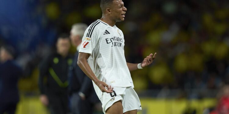 Vinicius y Mbappé por un lado, y el resto por el otro: el Real Madrid son dos equipos que por ahora no se entienden