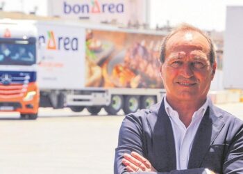bonÀrea quiere crecer vendiendo desde jamón hasta gasolina